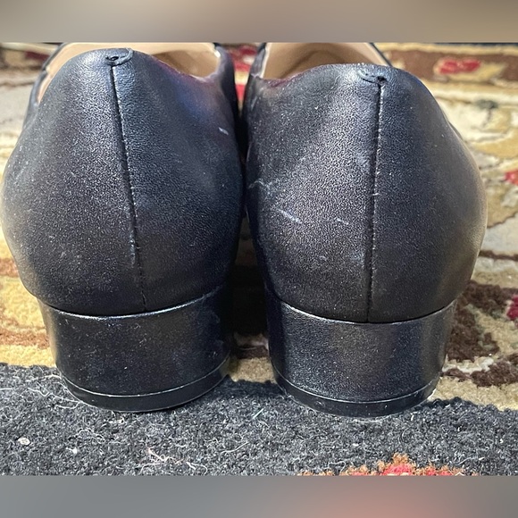 BRAND NEW COLE HAAN BLACK POINTED CUTOUT LEATHER FLATS WOMENS SIZE 9B - Picture 3 of 6